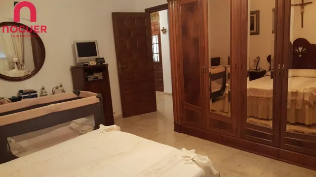 MAGNÍFICO CHALET EN INMEJORABLE ZONA — 9