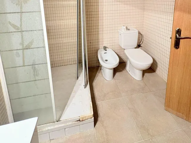 Local en venta en planta baja – Olesa de Montserrat (Barcelona) — 12