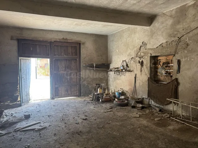 SE VENDE CASA DE PIEDRA PARA REFORMAR EN CUBILLOS DEL SIL — 5