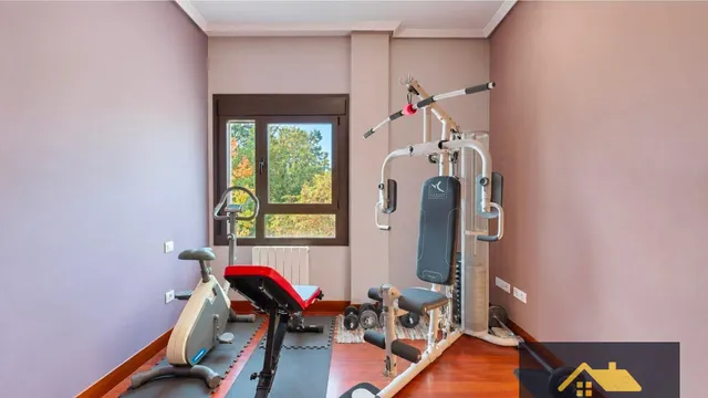 Se vende Bajo de 150m2 con jardín de 140m2 y 2 piscinas comunitarias en Sopuerta, Vizcaya — 17