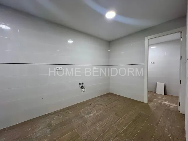 CHALET INDEPENDIENTE COMPLETAMENTE REFORMADO CON PISCINA, GARAJE Y VISTAS DESPEJADAS — 25