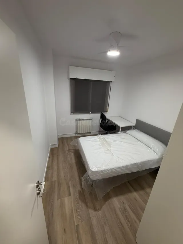 Amplio piso para chicas disponible para estudiantes en la zo - foto 5