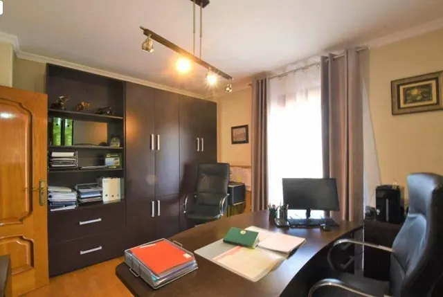 Villa de Lujo independiente, 5 dormitorios, 4 baños, piscina, jardines, gran parcela, en Ciudad Quesada!!! — 48