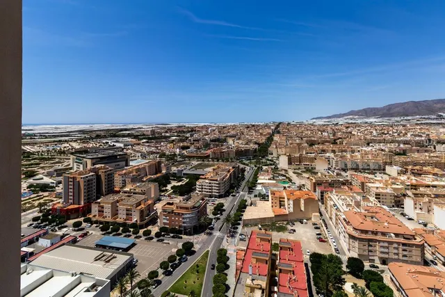 4 OFICINAS CON  GARAJE EN EL TORRELAGUNA EL EJIDO EN ALQUILER — 6
