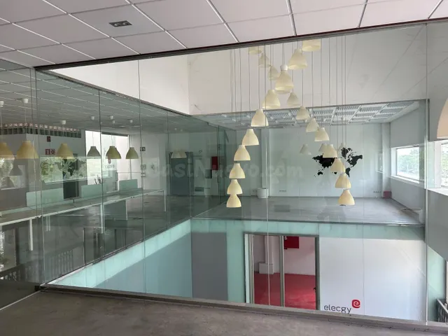 Nave a la venta en Elche, Parque empresarial de Torrellano. - foto 2