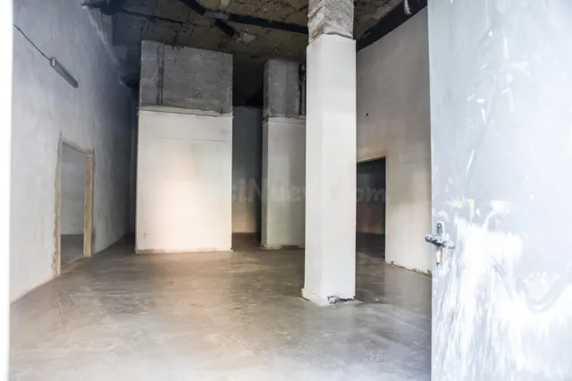 Local comercial 340m² en alquiler - El Cabanyal-El Canyamela - foto 5