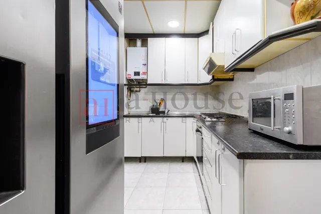 PISO LISTO PARA ENTRAR A VIVIR CON BALCON Y DOBLE ORIENTACIÓN EN LA DRETA DE L'EIXAMPLE — 7