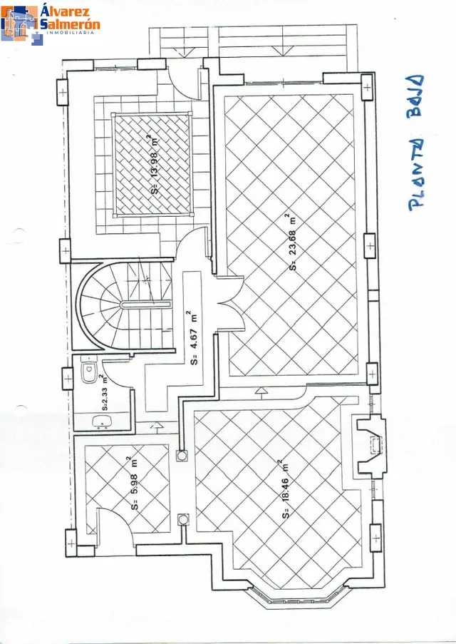 CHALET ADOSADO EN ZONA LA CALETA — 49