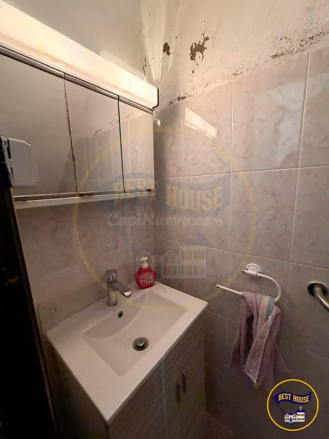 CASA 3 PLANTAS EN VENTA EN MIRA - foto 5