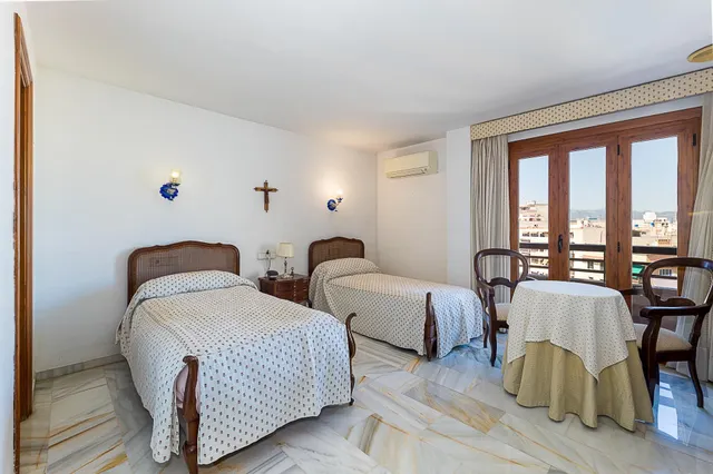 VENTA ÁTICO EN LLUÍS VIVES — 14