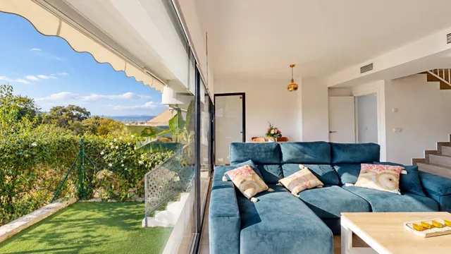 Exclusivo Chalet adosado del 2022 con gran solárium privado en Santa Clara — 21