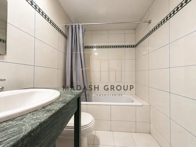 Ático con Terraza Privada en Reus — 18
