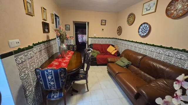 Chalet 6 habitaciones 400m² en venta - Centro — 24