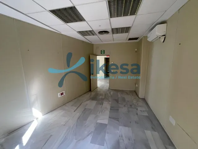 Venta de Edificio en San Juan de Aznalfarache (Venta Flash - Proceso de puja) — 28