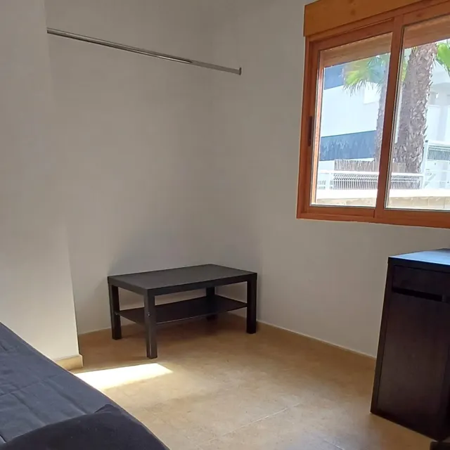 Amplia vivienda en urbanización con aparcamiento y piscina — 27