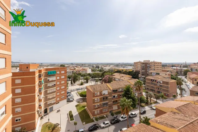 Piso en MOTRIL en planta alta con vistas. - foto 3