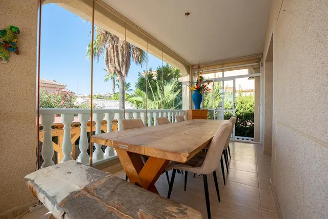 Villa unifamiliar de 5 dormitorios en Ciudad Quesada — 36