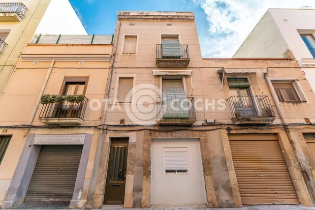 EDIFICIO PARA INVERTIR EN REUS