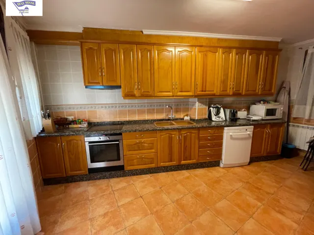 CASA EN ALCARAZ — 19