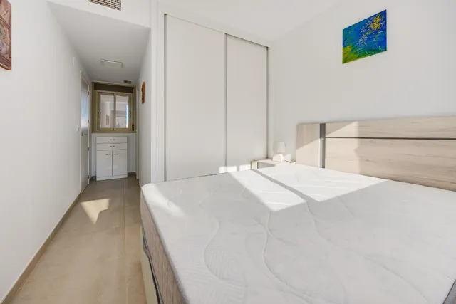 Apartamento de 2 dormitorios y 2 baños en los dolses (orihuela costa) — 28