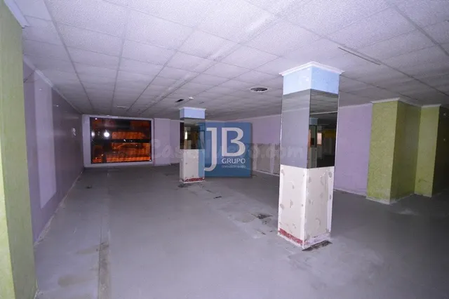 Local comercial 1000m² en alquiler - CANALS - foto 5