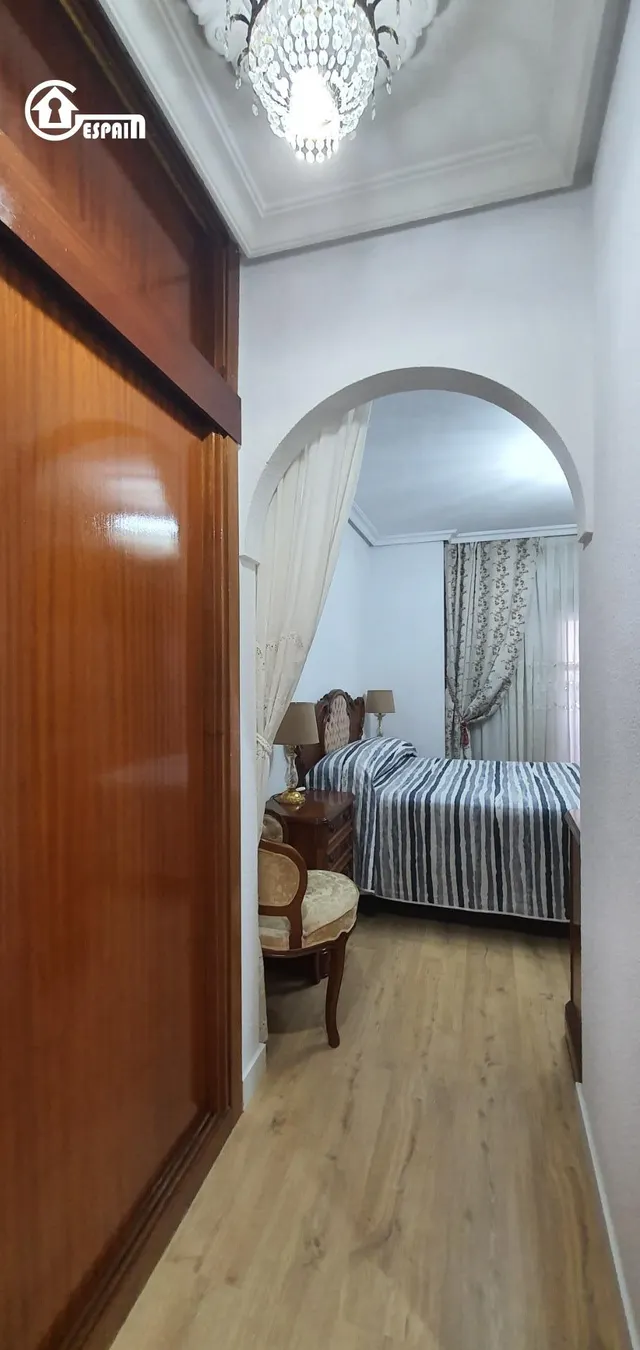 Grupo gespain ofrece piso en venta en puerta del angel — 35