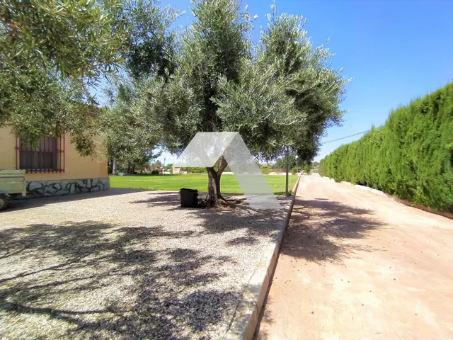 Chalet en venta — 36