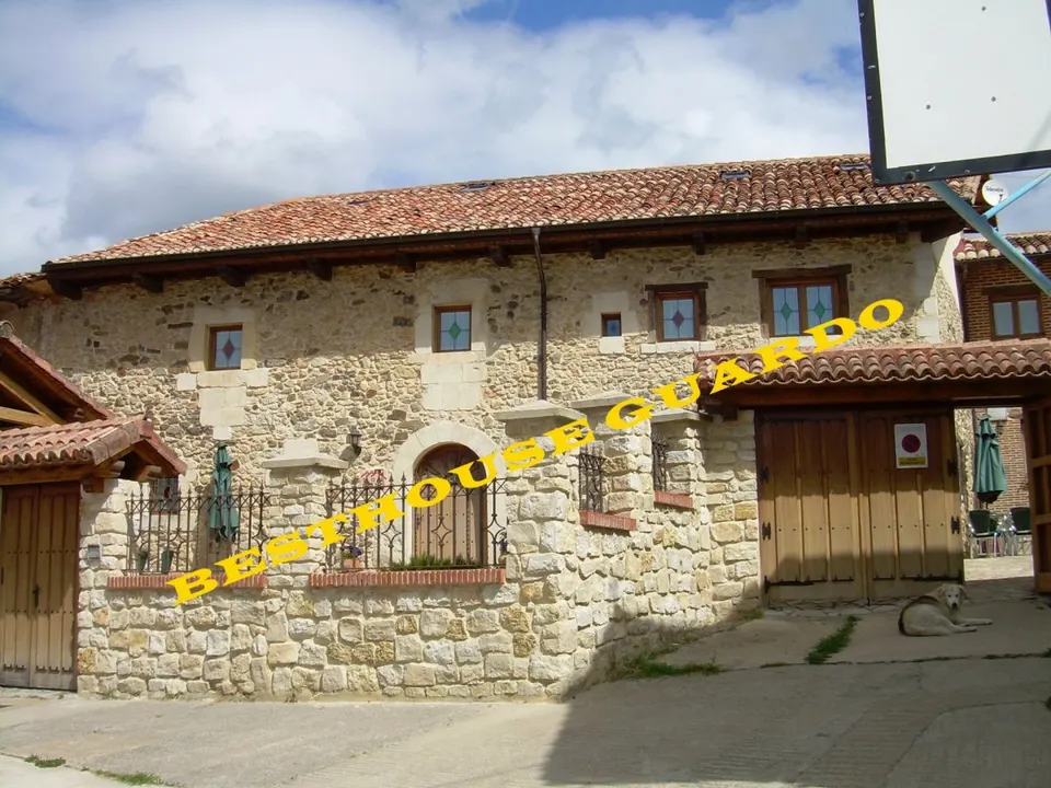 HOTEL RURAL TRES ESTRELLAS