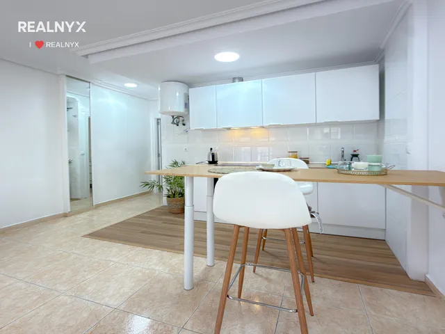 Playa de los locos! Estupendo apartamento con excelente diseño e iluminación + 2 Terrazas (500 mts playa) — 12