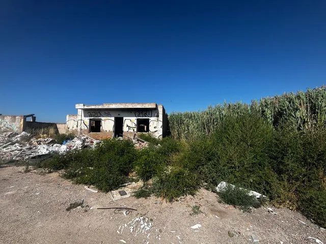 CASA RURAL CON TERRENO — 4