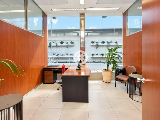 Magnifica oficina - local comercial de 1.498 m2 en rambla de catalunya, en pleno centro de Barcelona. — 11