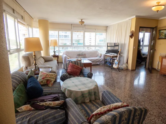 ¡Tu Refugio Exclusivo en Playa de San Juan, Alicante! 🌊🏖️ — 15