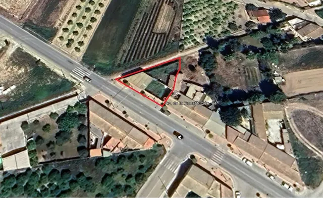 Parcela urbana en la avenida principal de Formentera del Segura — 7