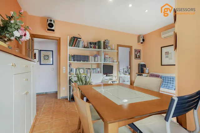 3 HAB, 3 BALCONES Y ASCENSOR - foto 3