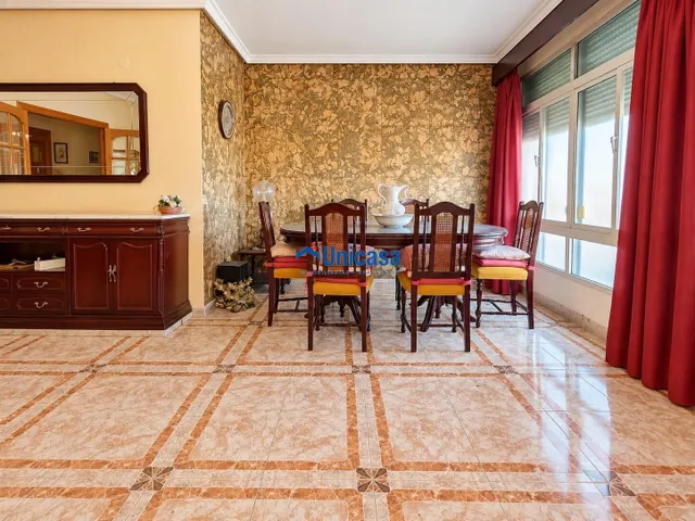 Planta alta · 123 m2 · 4 dormitorios · solárium de 60 m2 — 10