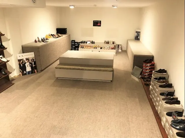 Gran Local Comercial en pleno centro de Guardamar del Segura — 4