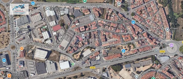 Venta de 5 Pisos + 2 Dúplex + Ático + 9 Garajes en Blanes -  - foto 3