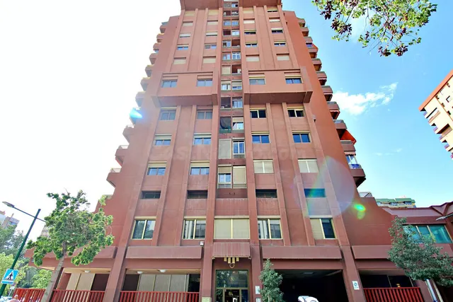 Apartamento 3 habitaciones 190m² en venta - La Aurora - Avda