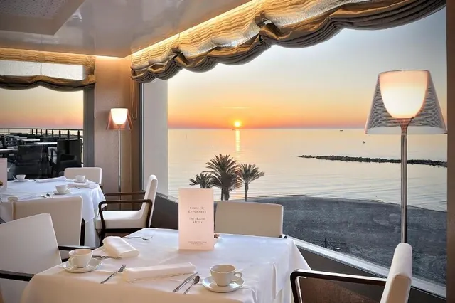 *** VIVIR DE LUJO JUNTO AL MAR. TU PUERTA AL PARAÍSO COSTERO DE PUERTO MARINA !!!. — 25