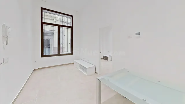 BONITO APARTAMENTO EN CIUTAT VELLA