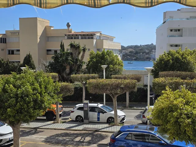 Santa Ponsa.- Coqueto apartamento, buen estado, amueblado y 