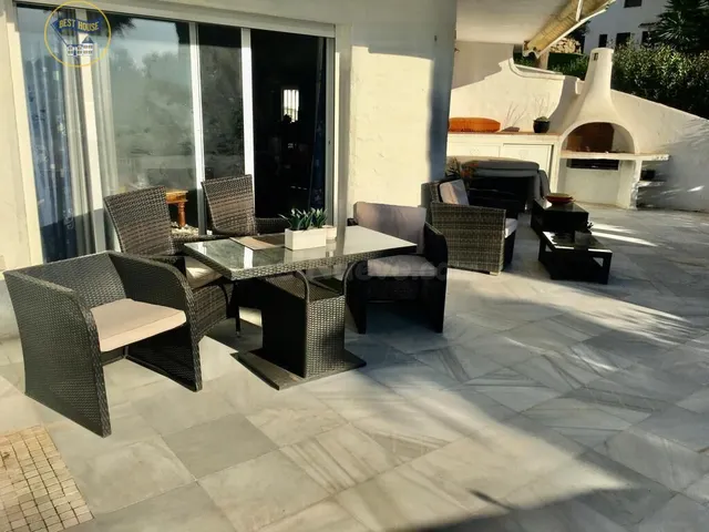 Venta de adosado en prestigiosa urbanización en la Milla de 