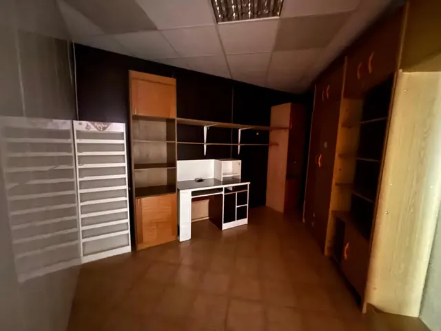 VENTA LOCAL COMERCIAL ZONA CENTRO EN PONFERRADA — 7