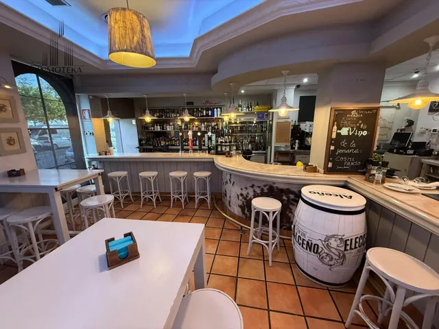 REF: C135 GRUPO INMOTEKA INMOBILIARIA TRASPASA RESTAURANTE ZONA FERIA/FATIMA — 8
