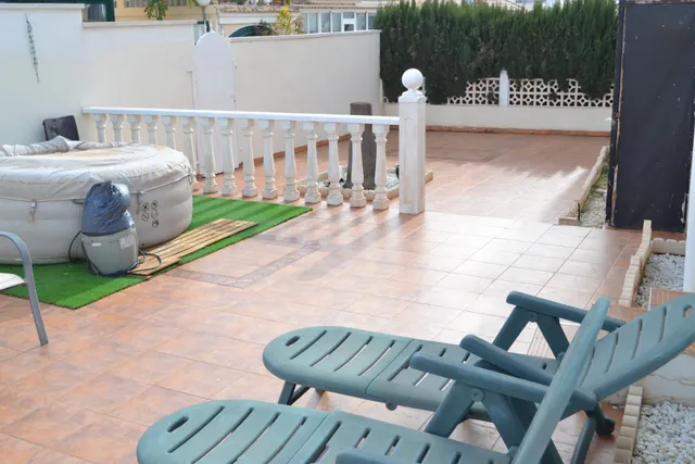Casa 3 habitaciones 100m² en venta - La Zenia - foto 5