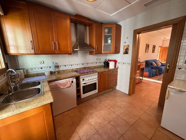 JOYA EN PUNTA PRIMA! Chalet Adosado a 275m de la Playa - foto 4