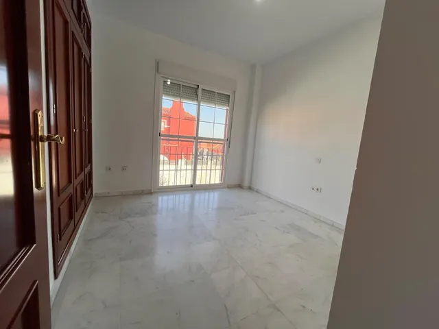 Bonito pareado en Espartinas — 26