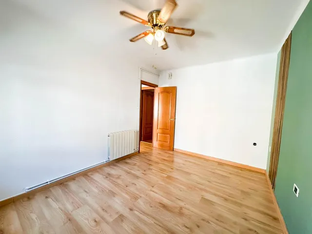 Piso amplio de 4 habitaciones EN TERRASSA!!! — 7