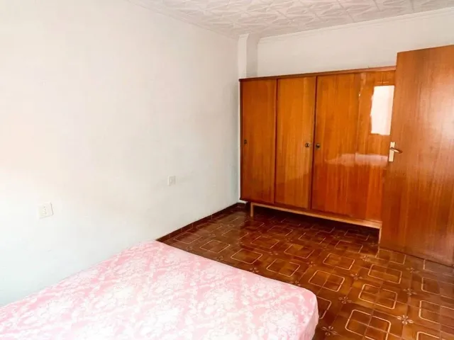 ¡Excelente oportunidad en Princesa Mercedes! Piso exterior con gran potencial de reforma — 12