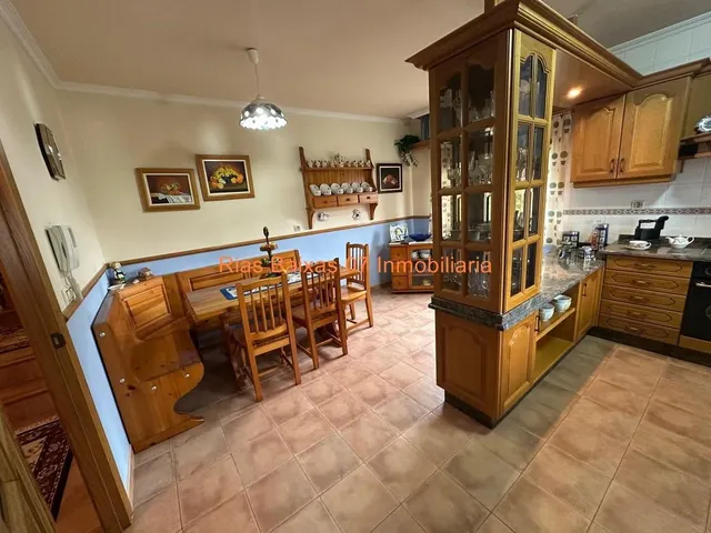 REF 7043 CHALET DE PIEDRA CON 5 DORMITORIOS EN MOS — 29